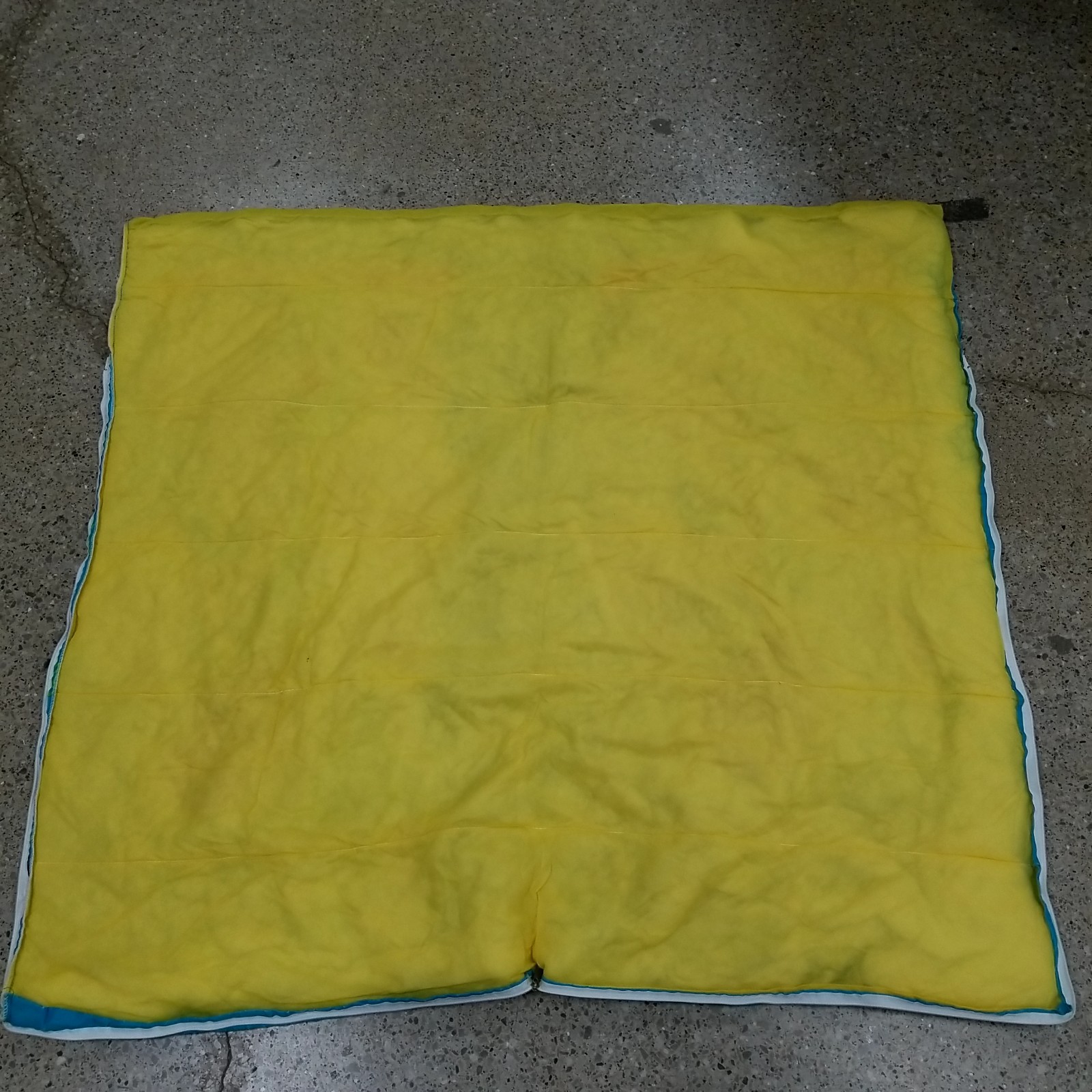 VTG 90s Disney Pocahontas Twin / Youth Size Camping Slumber Party Sleeping Bag