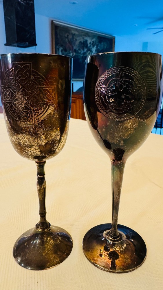 (2) Decorative Celtic Cross & Star Wine Goblet Pair 8" Made in India