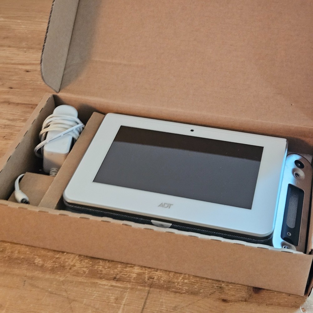 ADT 7” Touchscreen Command All-In-One Security Control Panel ADT ADT7 AIO