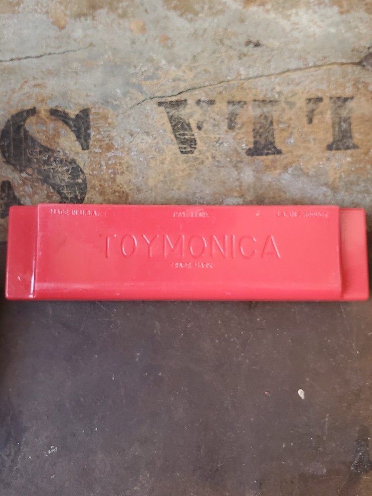 Vintage Lapin Plastic Toymonica Toy Harmonica