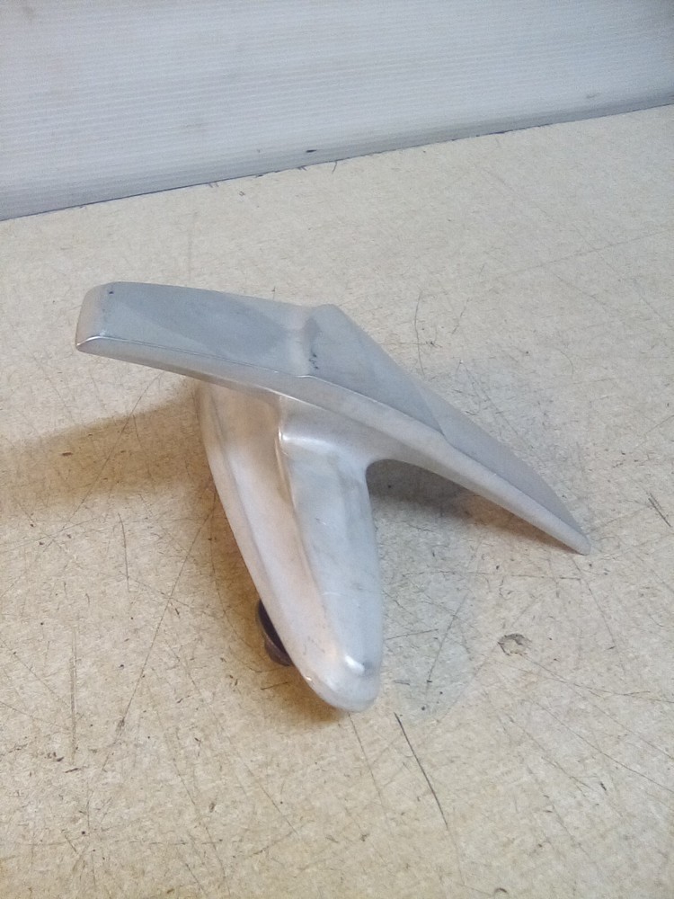 Peterbilt L53-6004 Hood Bracket