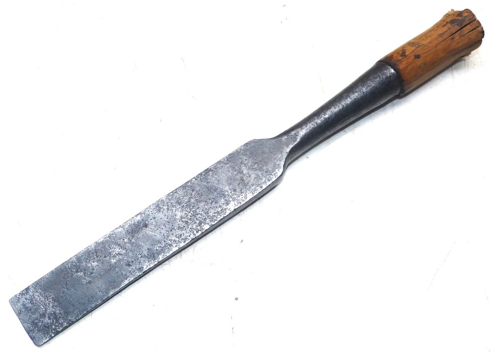 Long Vintage 1½” Socketed Timber Framing Chisel INV18714