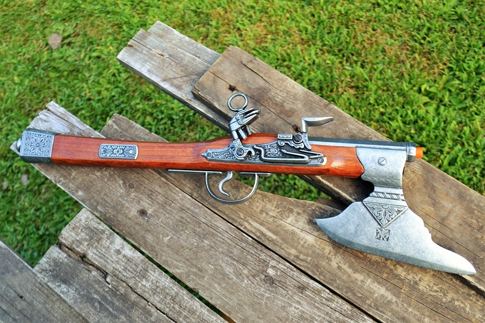 German 17th Century Flintlock Pistol Axe Combination - Pirate - Denix Replica