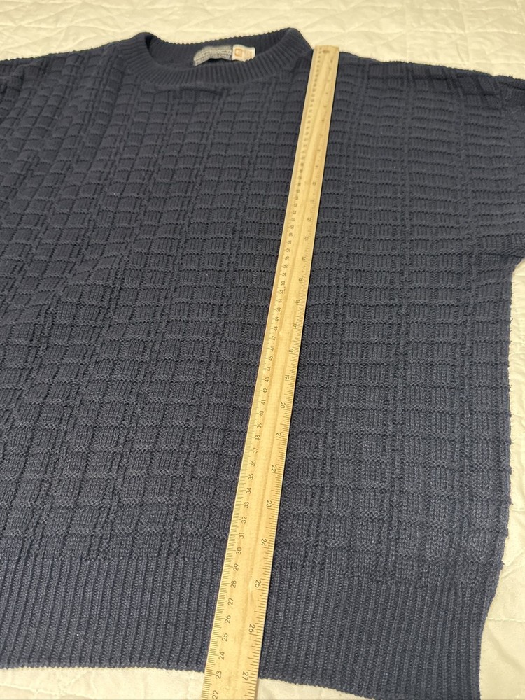 Mens Navy Blue Waffle Knit Crewneck Pullover size Medium
