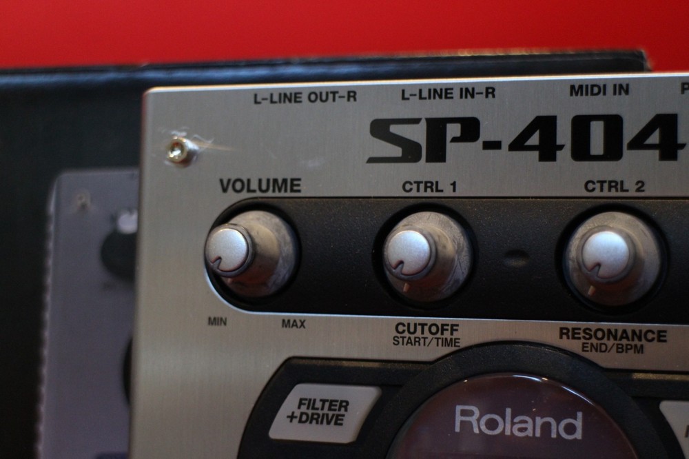 USED Roland SP 404 Sequencer Sampler U2961 260417