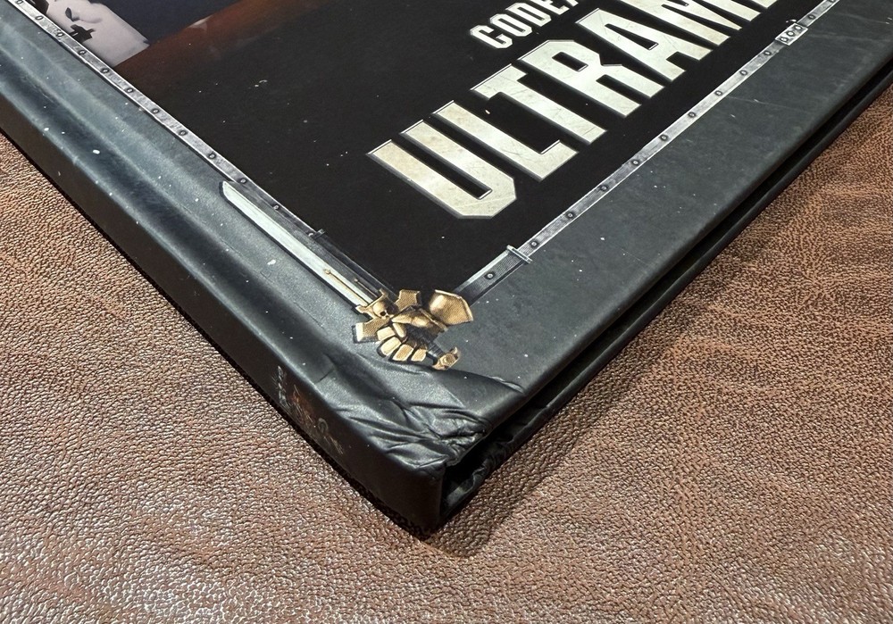 Games Workshop - Warhammer 40,000 - CODEX: Ultramarines