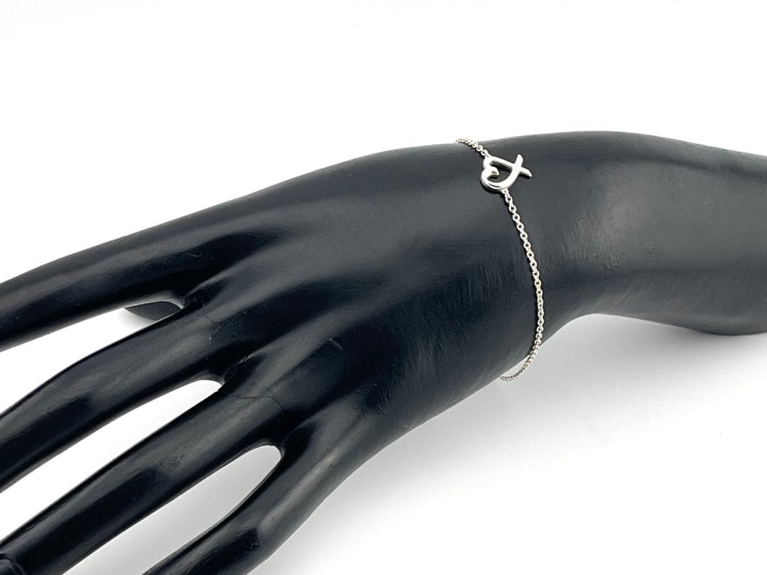 f103 Excellent condition Tiffany & Co. Loving Heart Bracelet Bangle 925