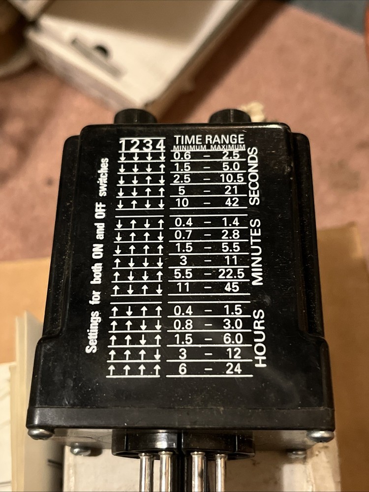 Macromatic SS-65122 Solid State Time Delay Relay Great Condition w/ manual + box