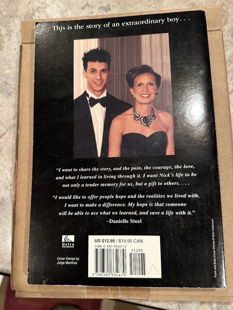 His Bright Light Book- Nick Traina, Danielle Steel