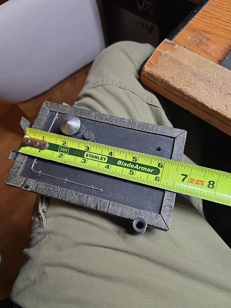 SHADOW HAWK, ROOFTOP DISPLAY Base Only 2002 JIM VALENTINO / MCFARLANE TOYS