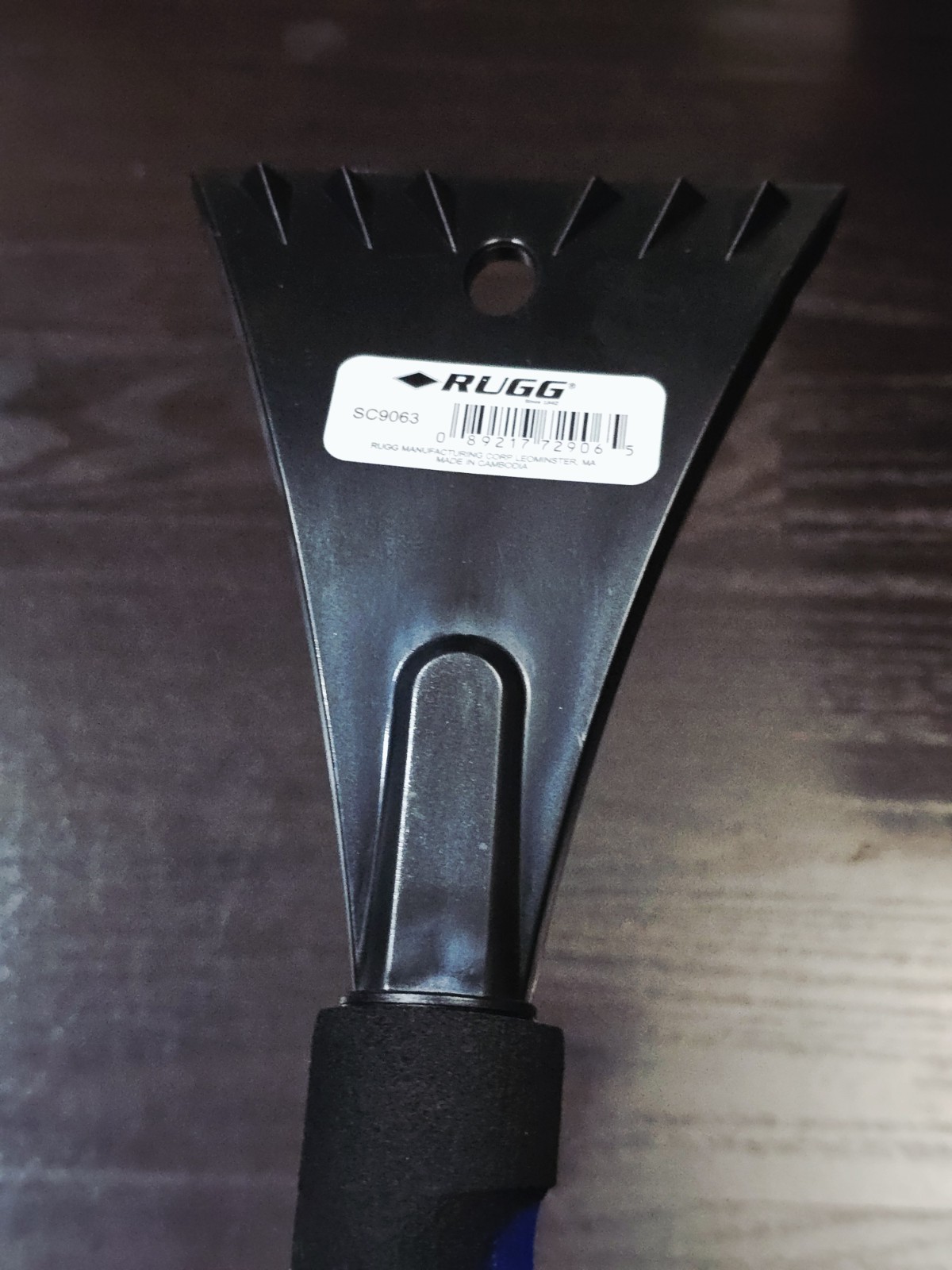 Rugg 39-55 in. Extendable Telescopic Ice Scraper / Snowbrush, Lightweight SC9063