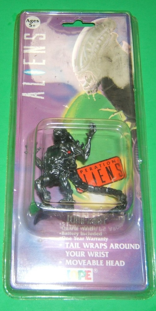 Aliens ALIEN QUEEN Watch NIB