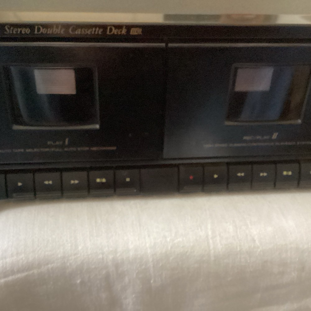 Teac Double Casette Player / Recorder W-410