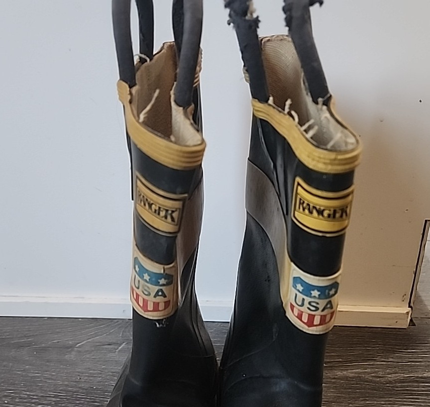 Vintage Ranger Rubber Co Firemaster Boots Size 4? USA