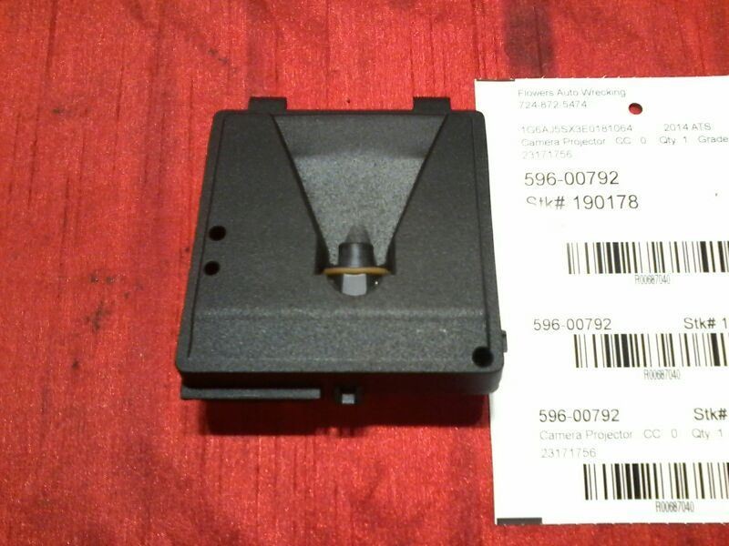 Camera/Projector Front View Camera Windshield Opt Pcw Fits 15 SRX 687040