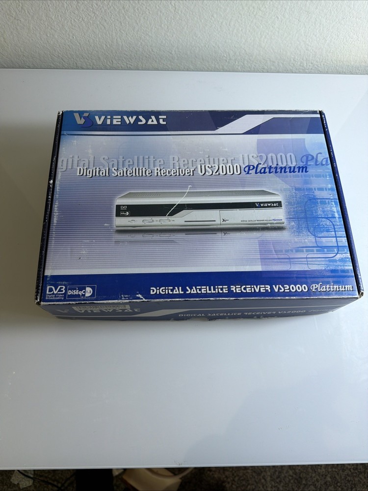 2 Viewsat VS2000 Platinum + Null Cable and Satellite Finder 