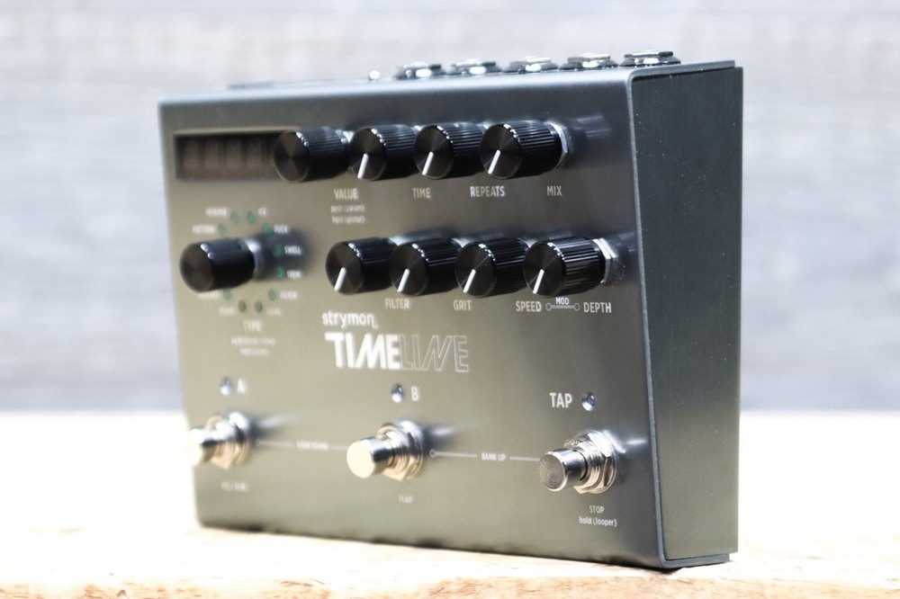 Strymon TimeLine Multidimensional Delay 12 Delay Machines Effect Pedal w/Box