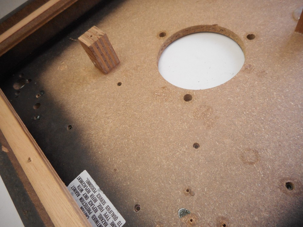 NUMARK TURNTABLE TT1400 - PLINTH - PARTING OUT