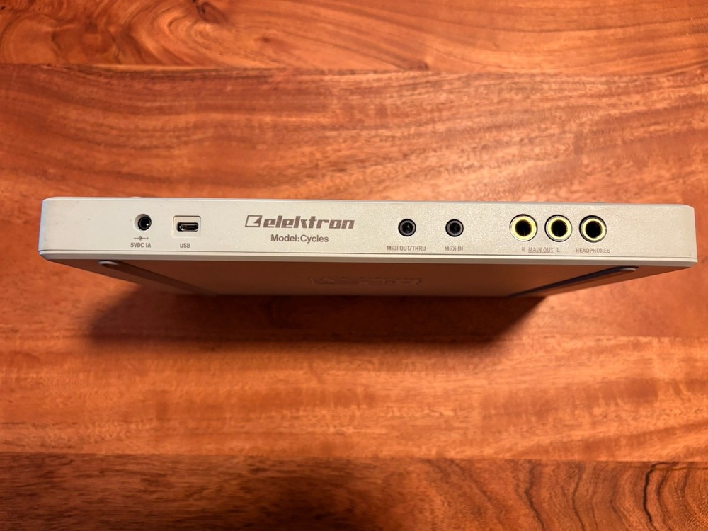 Elektron Model:Cycles Digital Sequencer Pad