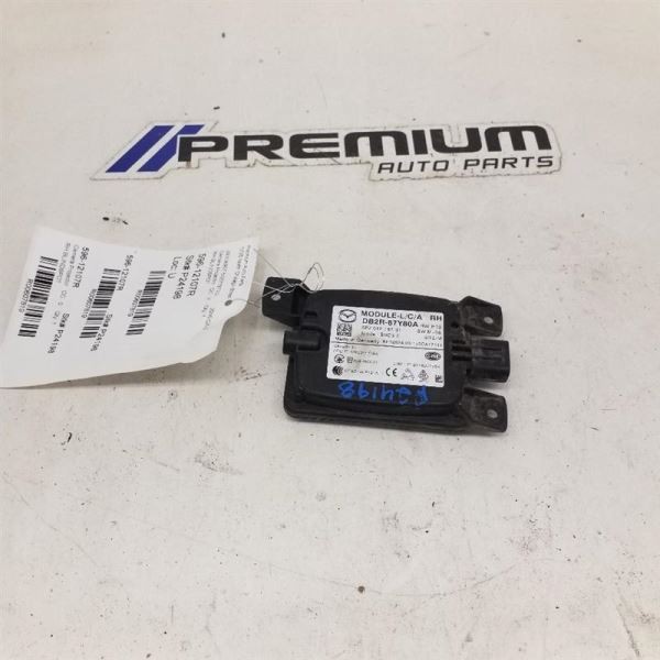 CX-3      2016 Camera/Projector 607819