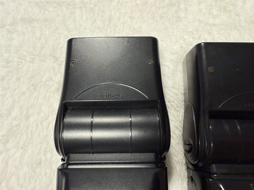 2x NIKON SPEEDLIGHT SB-24 SHOE MOUNT FLASH "UNTESTED"