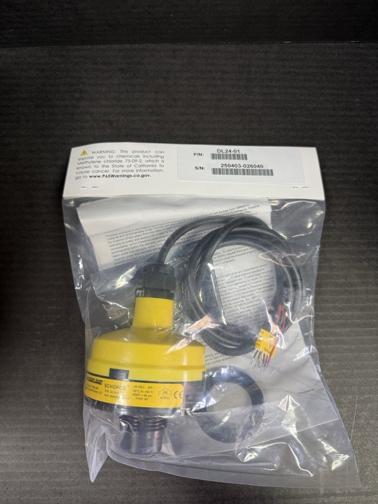 Flowline DL24-01 EchoPod Continuous Level Transmitter Solid State Analog DC