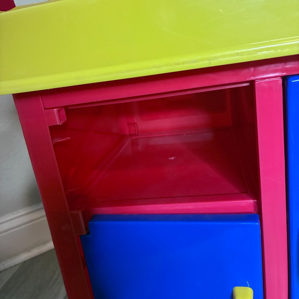 Vintage 2000s McDonald's Drive Thru Kitchen Playset READ DESCRIPTION