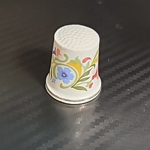 Avon Flowers Thimble