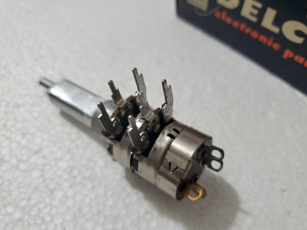 DELCO Control Volume Tone Switch Part #1221113 - Potentiometer