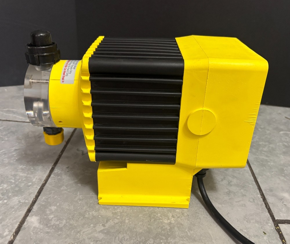 LMI Milton Roy Microprocessor Dosing Pump C921-469SI C921469SI + EXTRAS (read)
