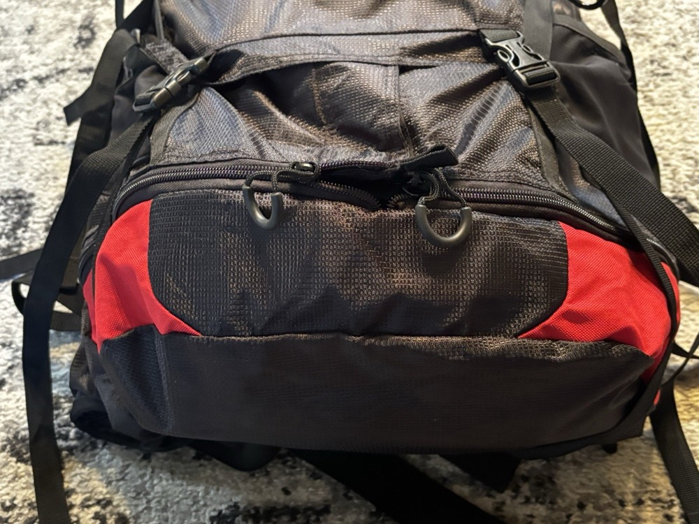 TYR Convoy Transition Backpack Red/Black