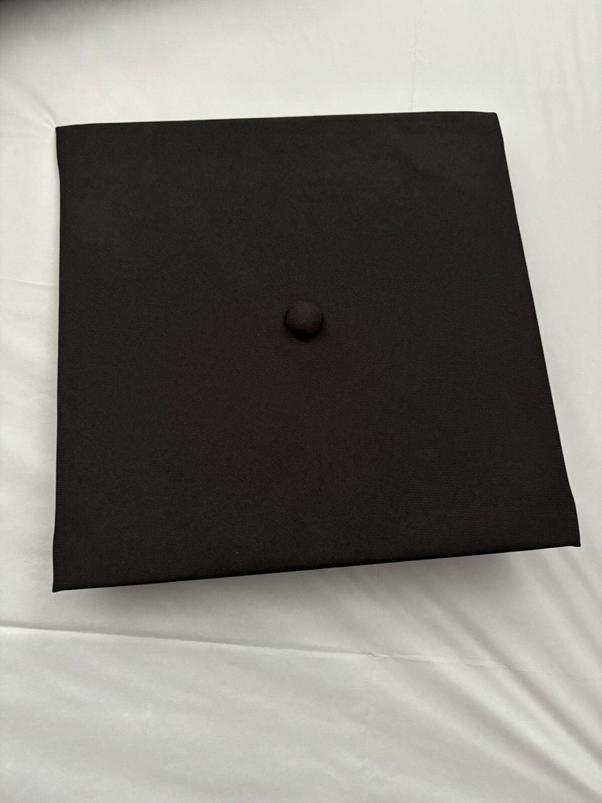 GRADUATION CAP AND GOWN MASTERS DEGREE Unisex