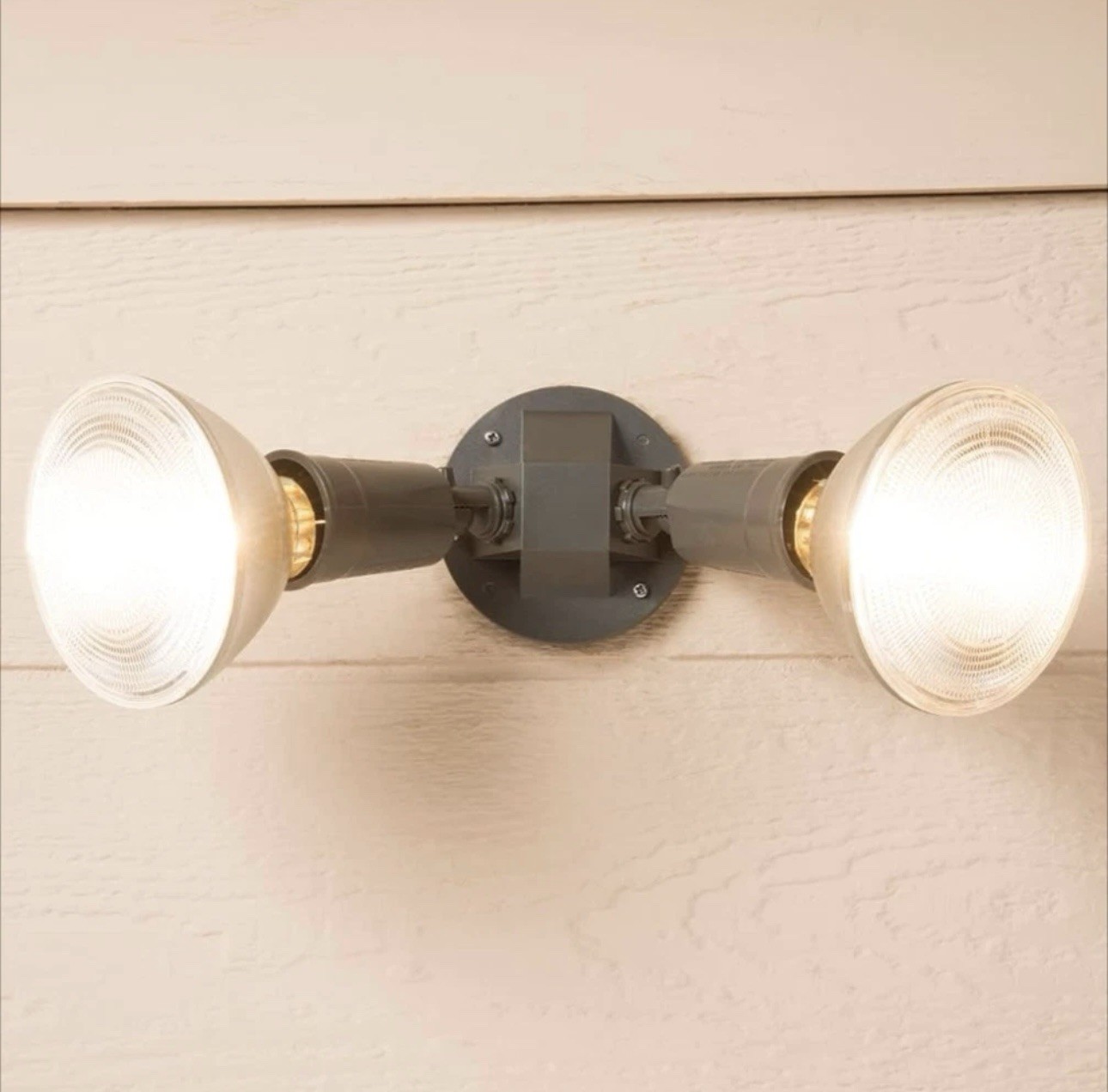 💡Cooper Lighting Halo Outdoor Security Twin Head Flood Light PWT250BR Bronze