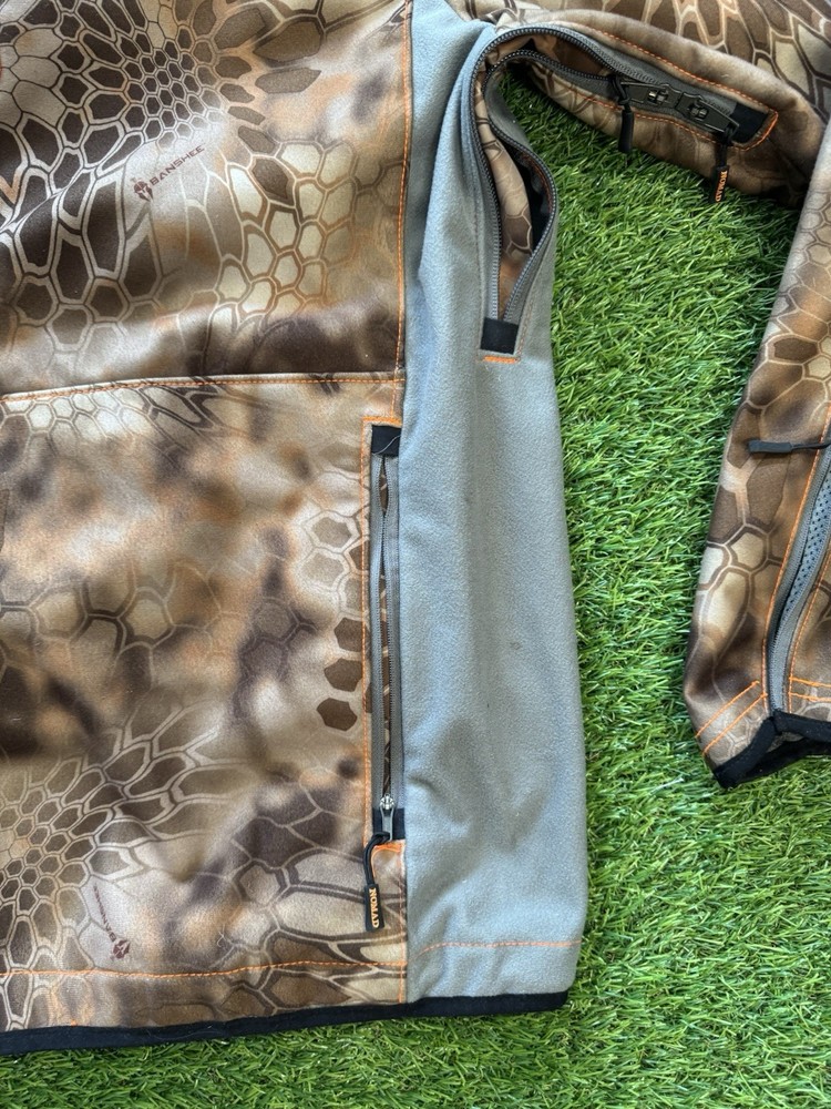 Nomad Camo Jacket, Men’s Medium. Great Condition