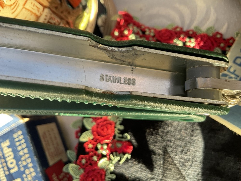 SS Gardener Multitool Folding Green Handle Multitool In Case With Belt loop