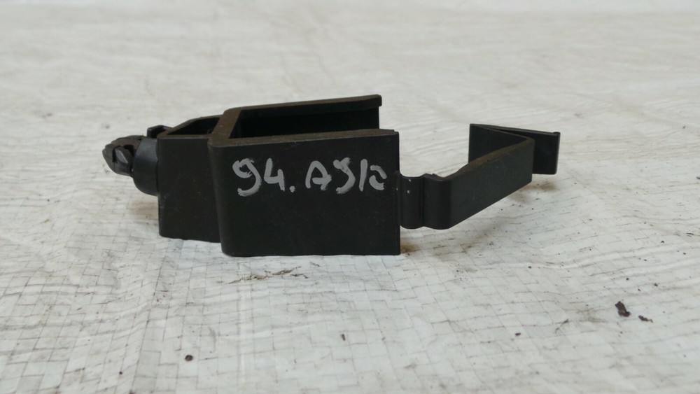 7142141 Genuine Bmw 3 Series E91 Bracket For Hazard Warning Triangle