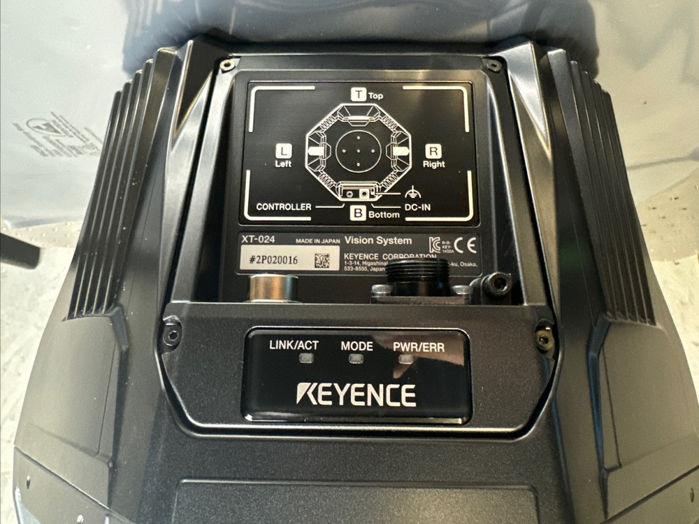 Keyence XT-024 Inline 3D Appearance and Dimension Camera unit 24‑mm 0.94" type