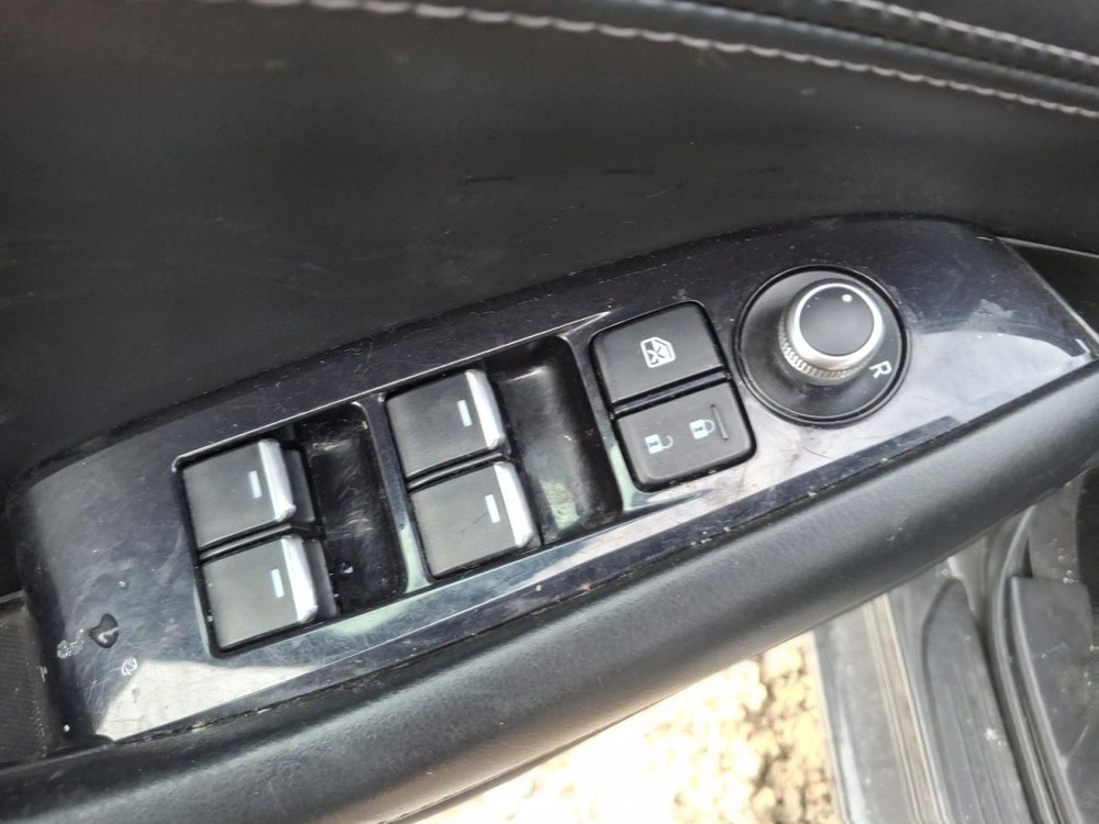 2020 Mazda 6 7 Touch Screen Display - Used, No Anti-Theft Code Needed