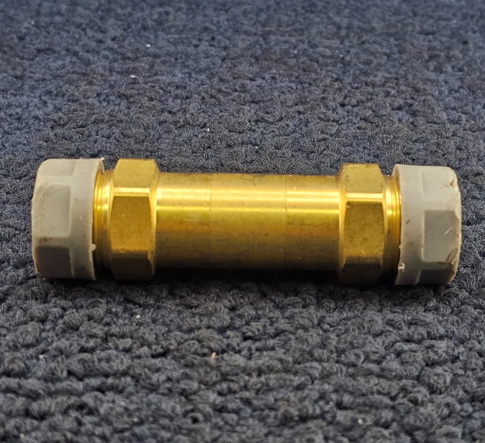 MRCOOL NVCOUPLER-38: 3/8" No-Vac Coupler For Universal Split System