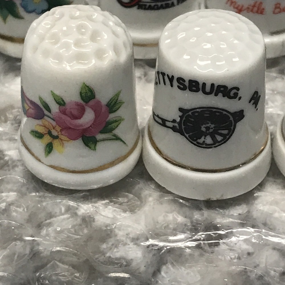 7 Assorted Porcelain Souvenir Thimbles Thimble