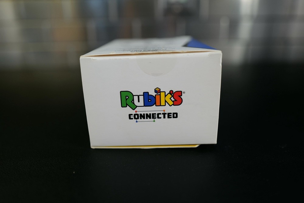 Rubik’s Connected ~ The Official Bluetooth Enabled Smart Speed Cube 3x3 NEW