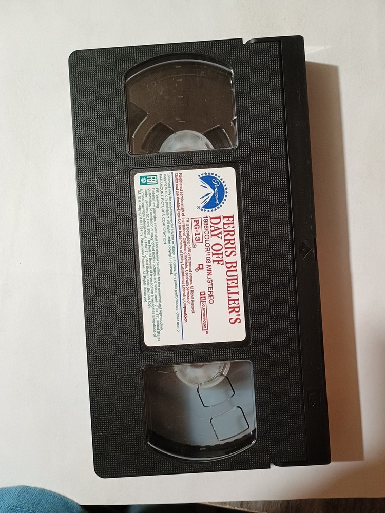S10 - Ferris Buellers Day Off (VHS, 1996)