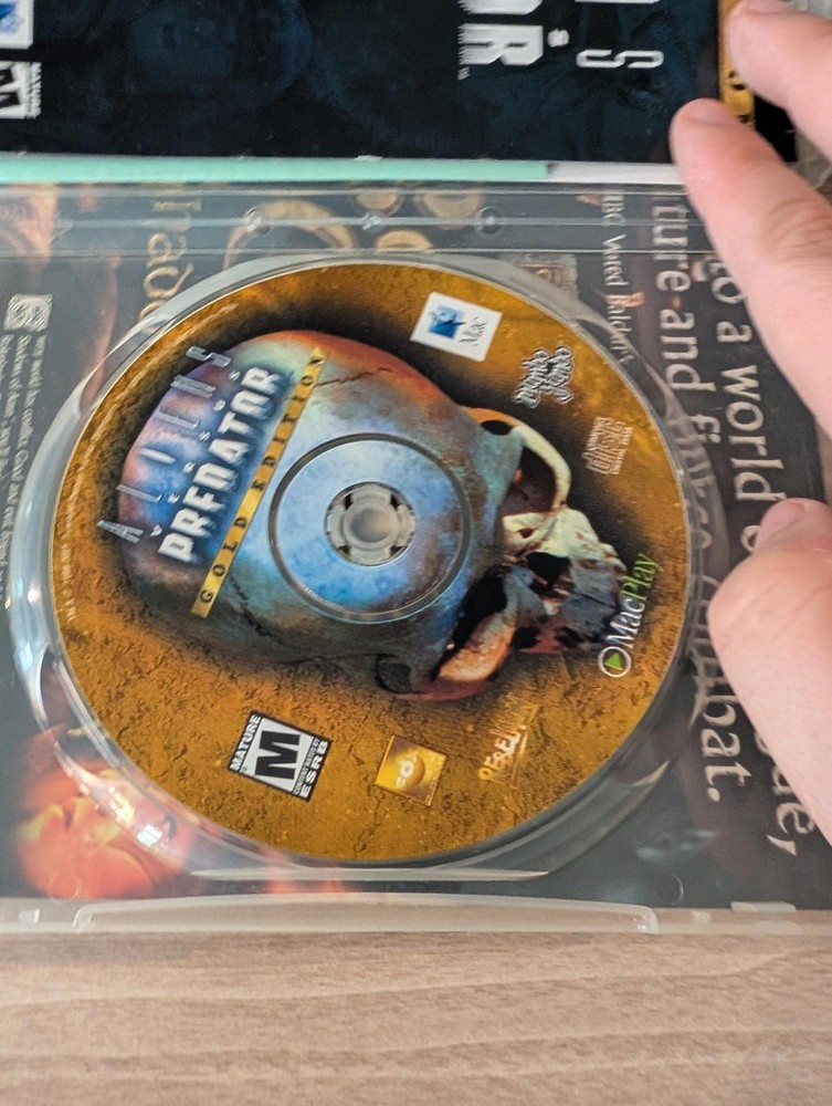 Aliens Versus Predator Gold Edition PC Game for Mac