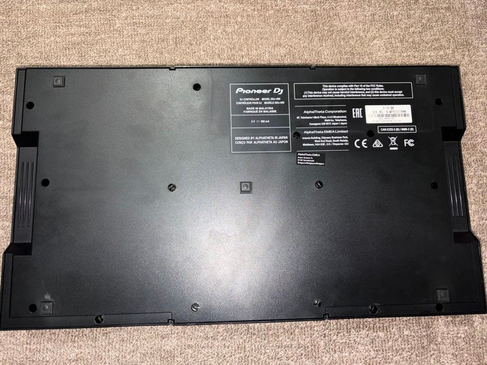 DDJ-400 with soft case