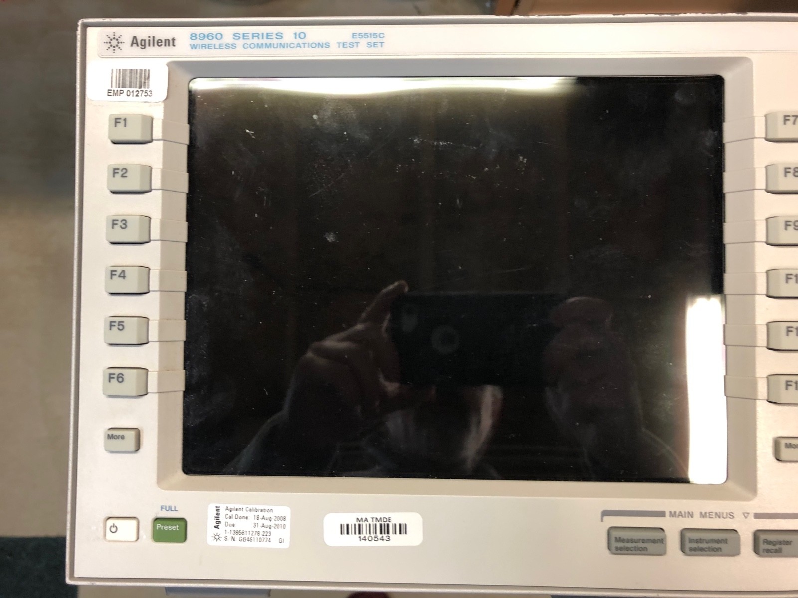 Agilent 8960 Series 10 E5515C Wireless Communications Test Set, Powers up