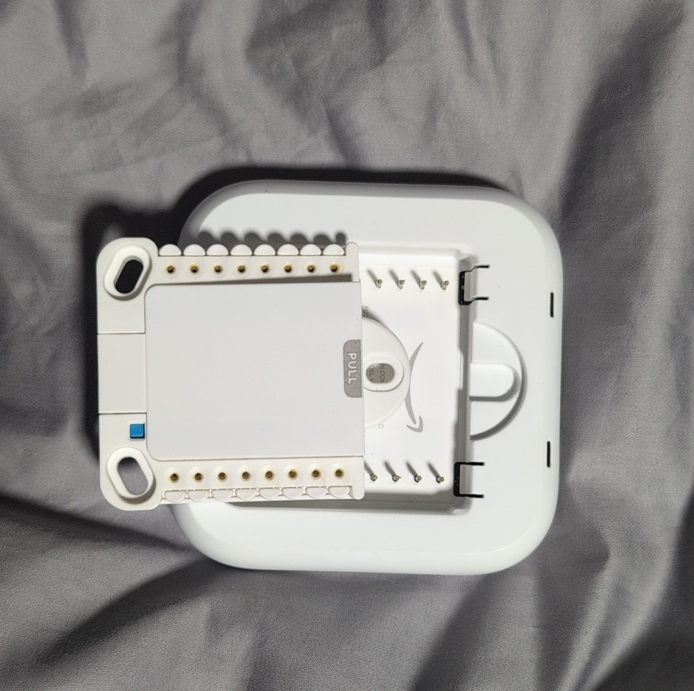 Amazon Smart Thermostat Wi-Fi Programmable Alexa Compatible Wall-Mounted White