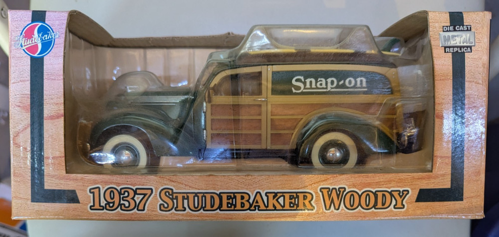 1937 Studebaker Woody Snap-on Model
