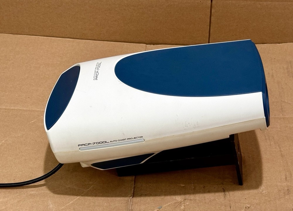POTEC AUTO CHART PROJECTOR PACP-7000L VISION OPTOMETRY OPHTHALMOLOGY