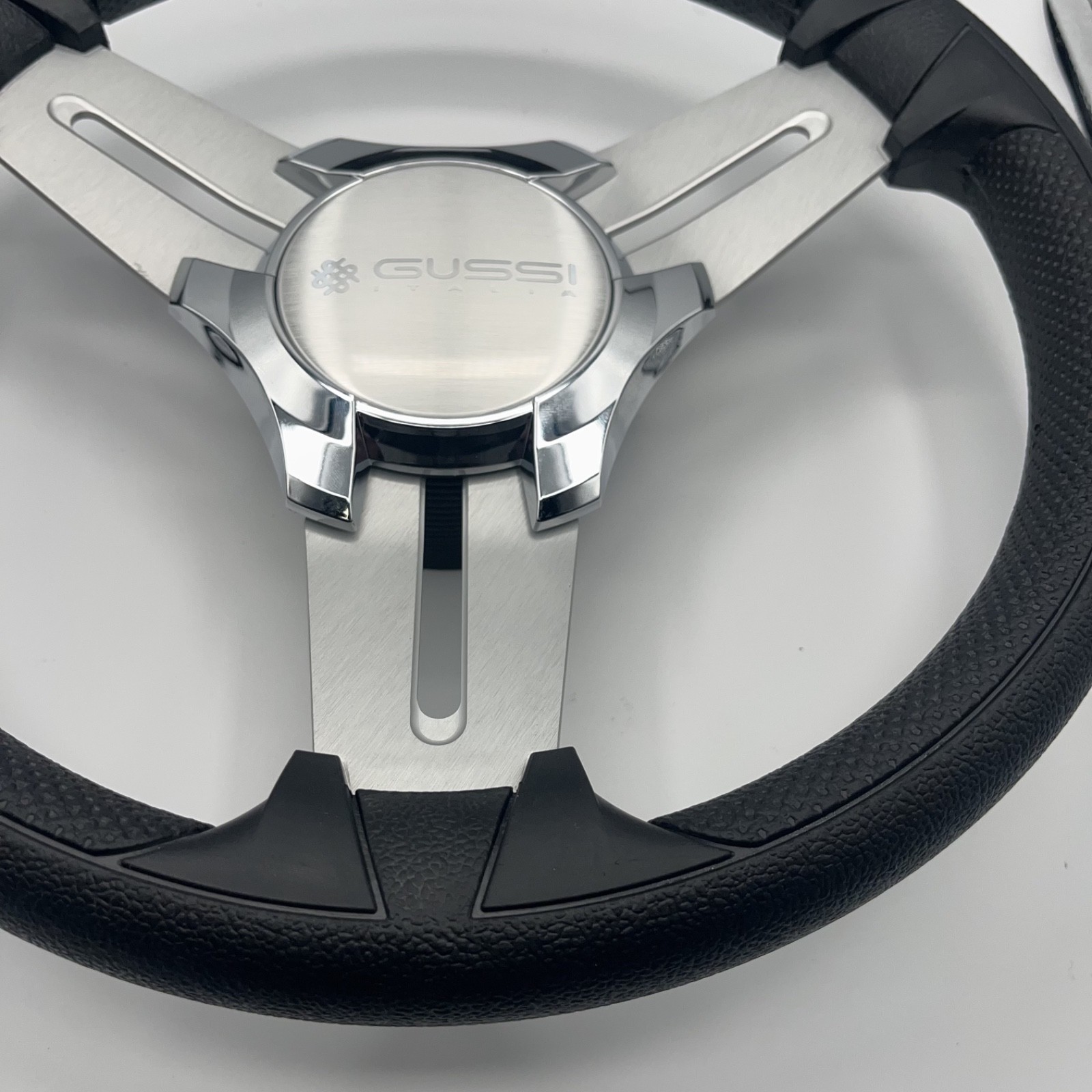 Model 15 Marine Steering Wheel Brushed Aluminum Spokes | Gussi Logo | KEY HUB