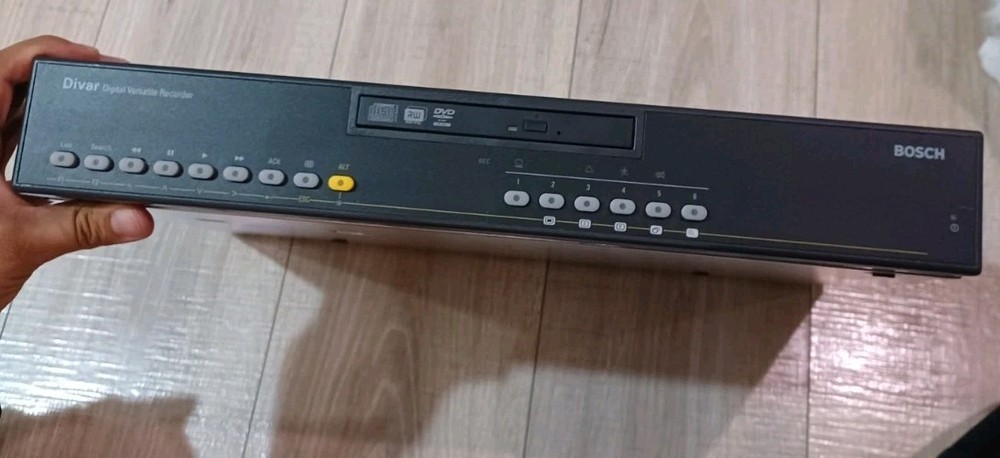 Bosch DVR9E1082 DIVAR Digital Versatile Recorder